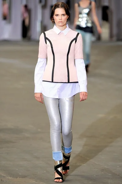 Look 22